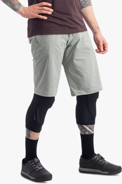 7mesh Glidepath Short 14"