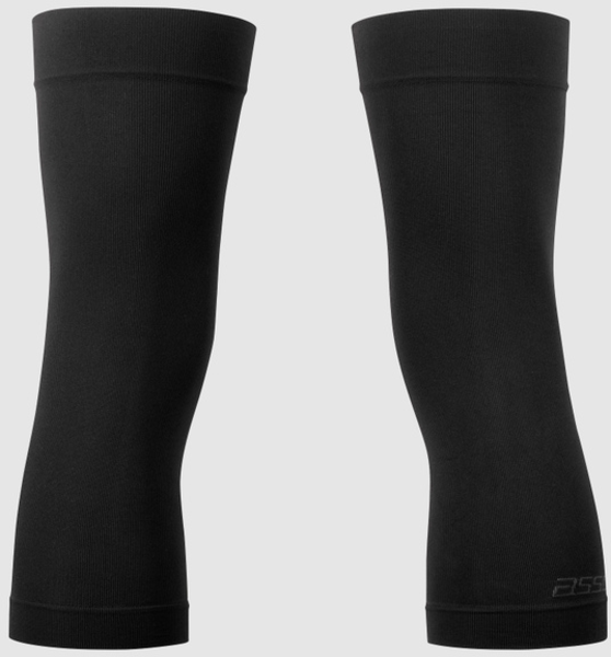 Assos Spring Fall Knee Warmers - Wheelworks | Belmont & Somerville