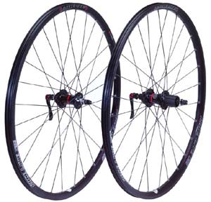 Bontrager Race Lite Disc Tubeless Wheelset (Center-Lock)