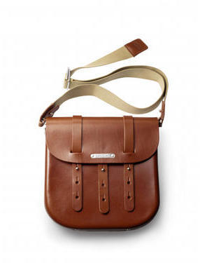 Brooks B3 Leather Bag Color: Brown