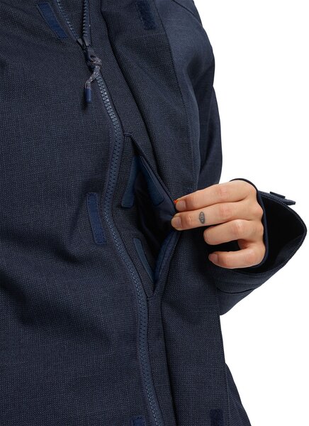 Burton Women's Jet Set Jacket - Ken's Bike Ski Board | Davis, CA