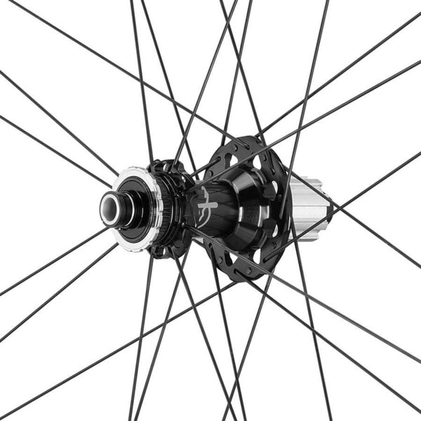 Campagnolo Shamal Carbon C21 Disc Brake 700c Wheelset - The Bike