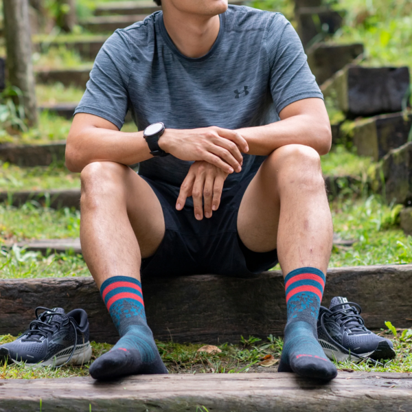 Darn Tough Men's Tempo Micro Crew Ultra-Lightweight w/Cushion