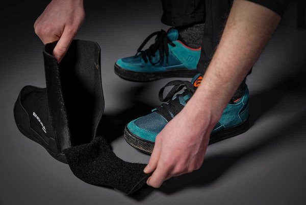 Endura MT500 Plus Overshoe II Bicycle Centres of Everett, WA