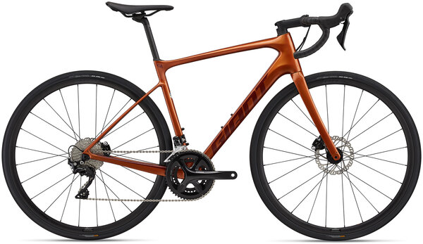 Giant Defy Advanced 2 - Plus $200 in free in stock accessories!! Color: Amber Glow