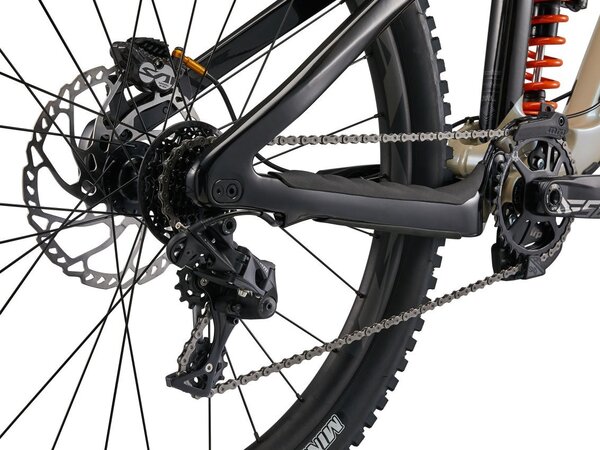 Giant Glory Advanced - D&D Bicycles & Hockey