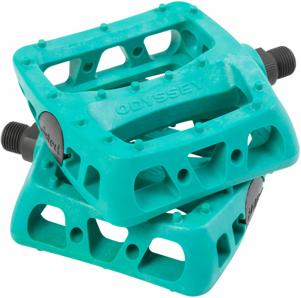 Odyssey Twisted Pro PC Pedals Color: Billiard Green