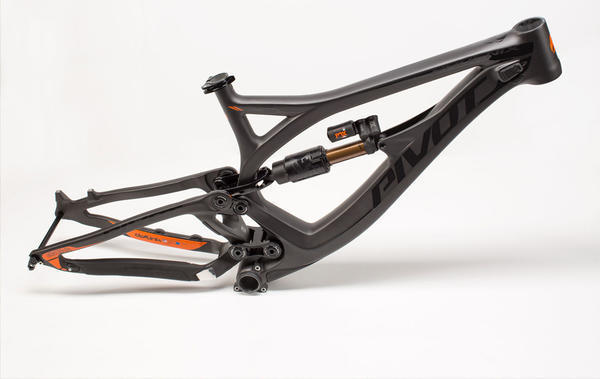 Pivot Cycles Phoenix DH Carbon Frame