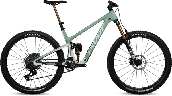 Pivot Cycles Trailcat LT Pro X0 AXS - Carbon Wheels Pivot Cycles Trailcat LT Pro X0 AXS - Carbon Wheels