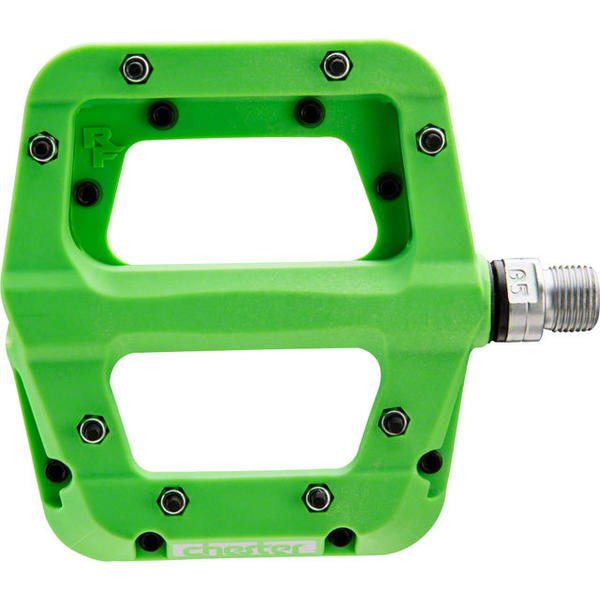 Race Face Chester Pedal Cleat Compatibility | Color: Platform | Green