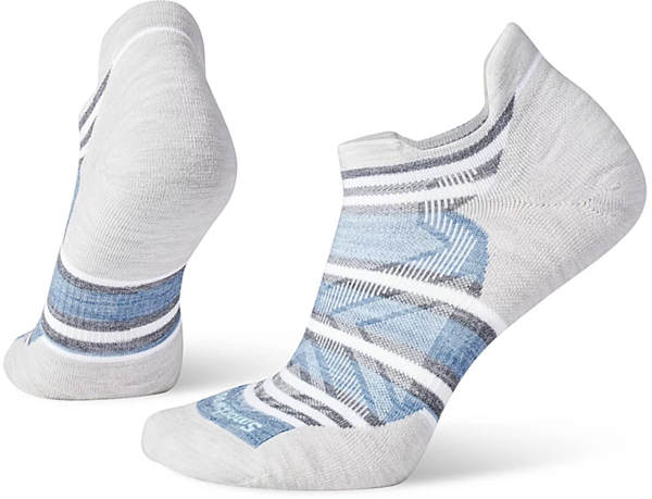 Smartwool Women's Run Targeted Cushion Stripe Low Ankle Socks Color: Mist Blue