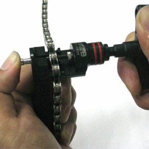 Super B 10-11 Speed Chain Pin Extractor Tool - Pitt Meadows Cycle