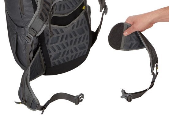 backpack with removable hip belt