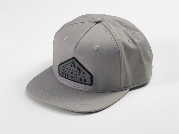 Trek Mountain Hat Color: Grey/Black