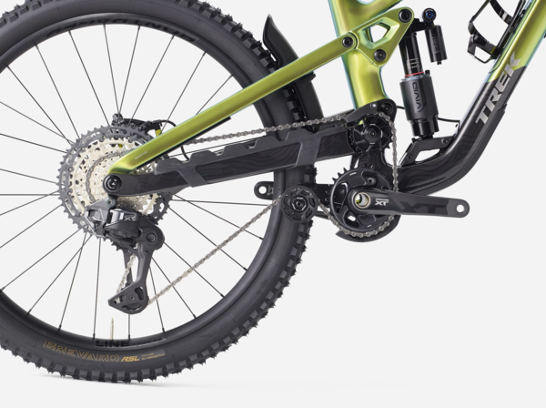Trek Slash 9.8 XT Di2 Gen 6 - Action Sports