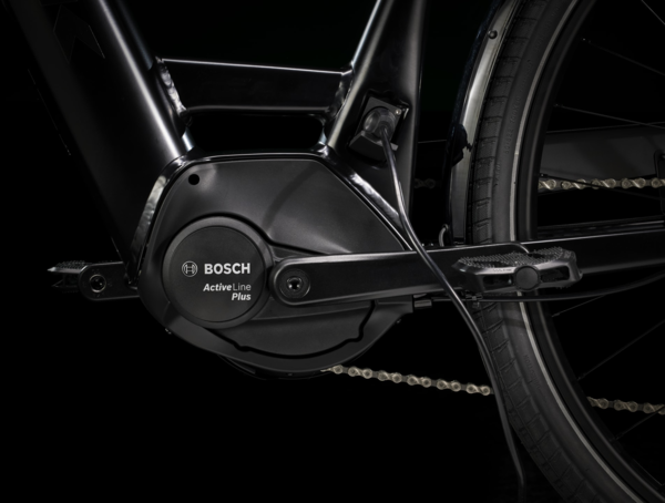 Trek Verve+ 3 Lowstep - Village CycleSport | Northwest Chicago, IL