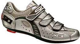 Pump out the power with Sidi's Zeta Carbon Mesh shoes!