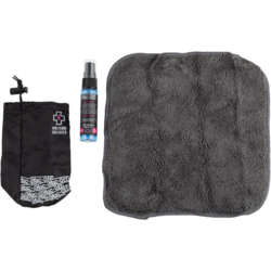 Muc-Off Antimicrobial and Device Cleaner Kit