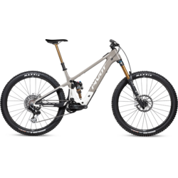 Pivot Cycles Shuttle SL-AM Team XX Eagle Transmission