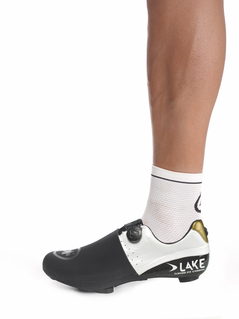 assos cycling shoes