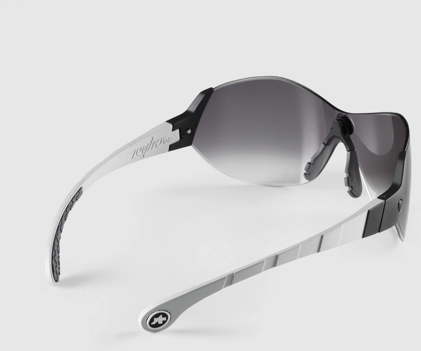 Assos Zegho G2 Interceptor Black - Sammy's Bikes | St Charles, IL
