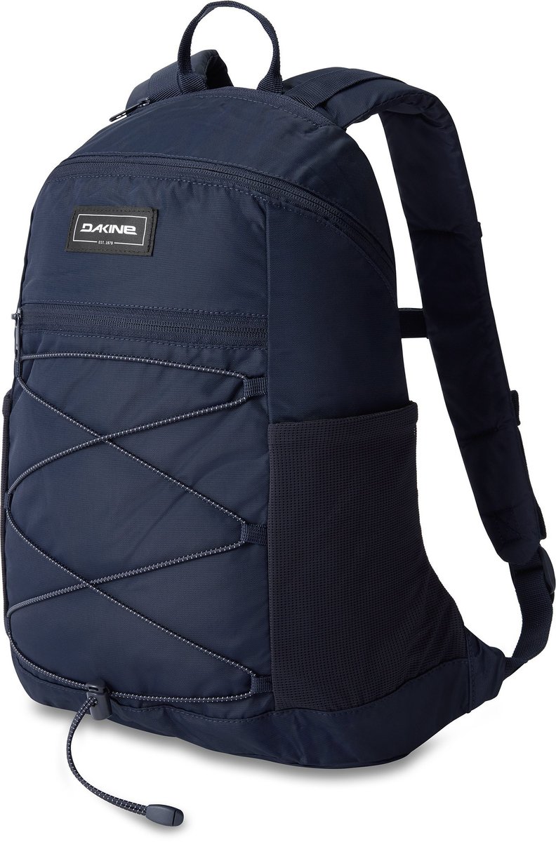 dakine wndr 18l
