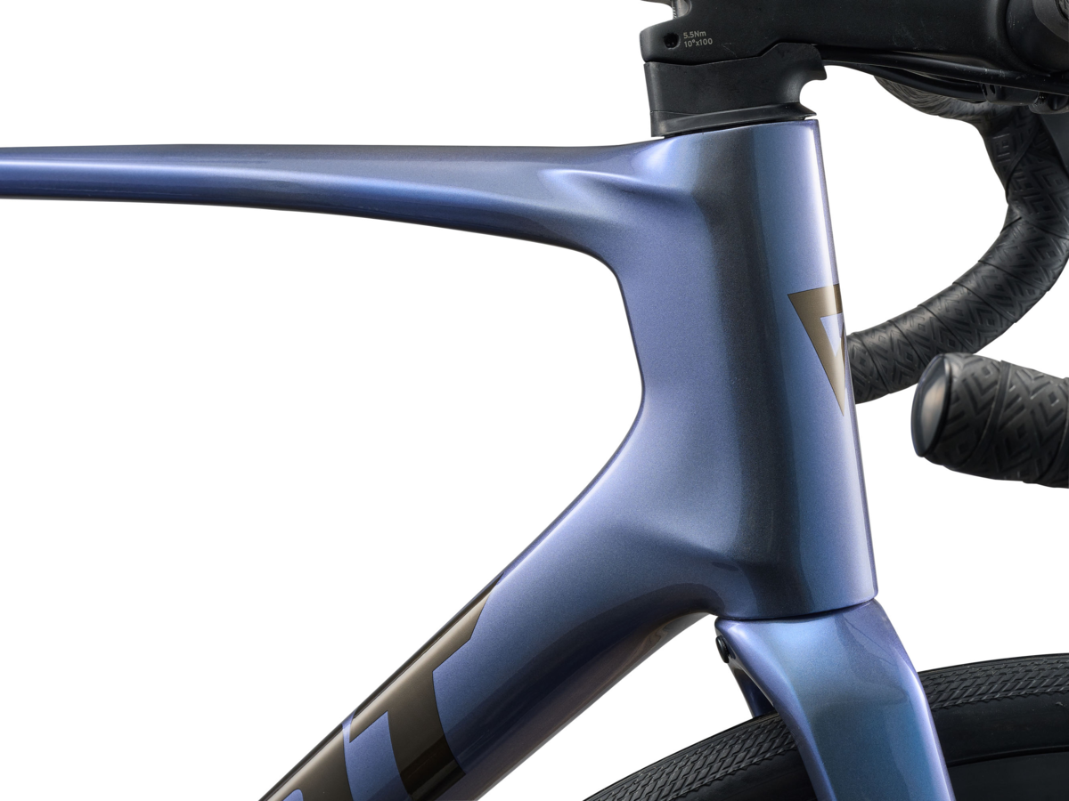 Giant Defy Advanced 1 - Cyclepath Kelowna