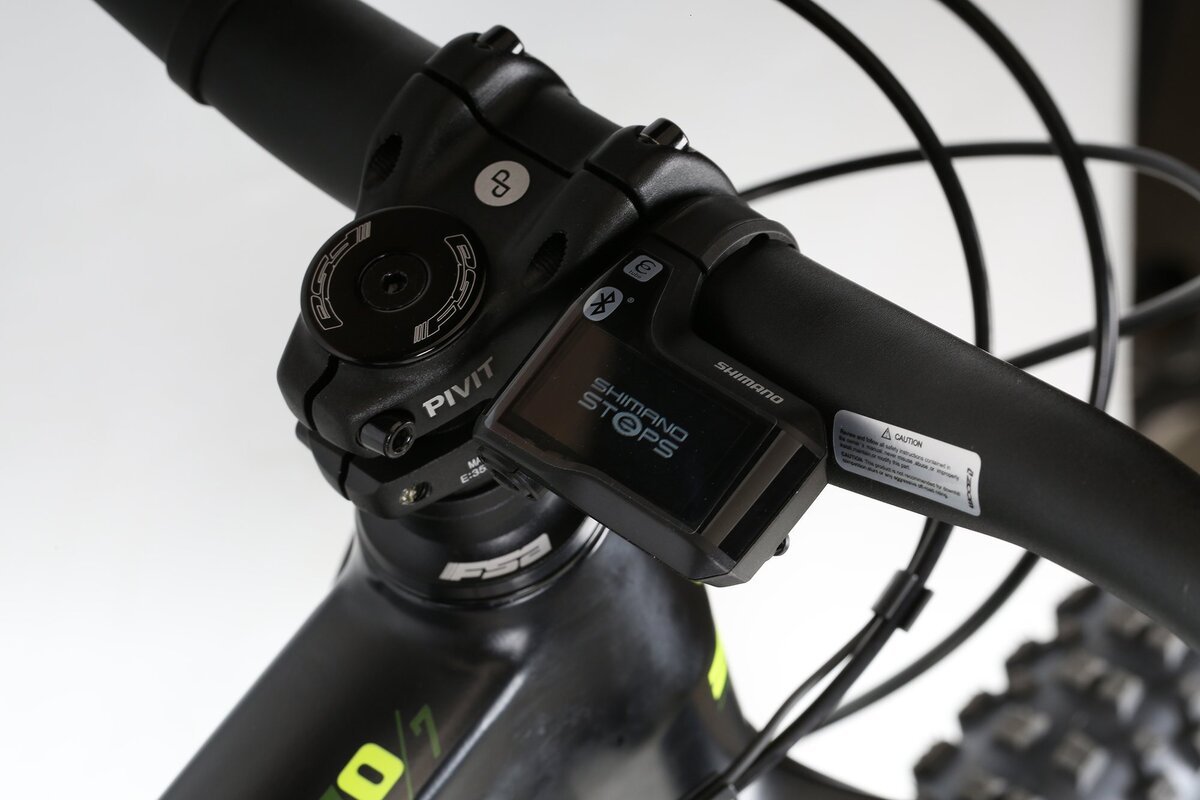 エッセンシャルオイル haro shop.jpg