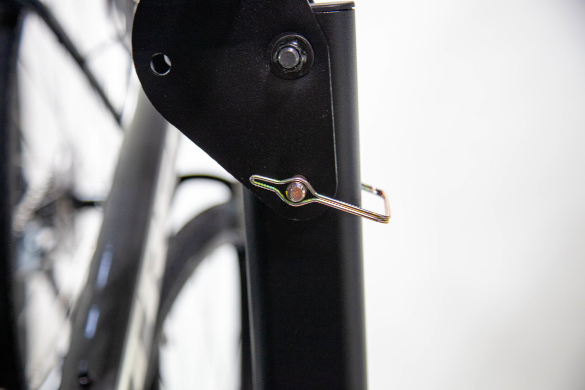 Saris Superclamp 2-Bike Hitch Rack - Freewheel Bike Shop - Minneapolis - View #4