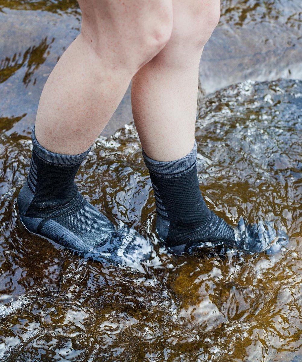 Showers Pass Lightweight Waterproof Socks Crosspoint Classic