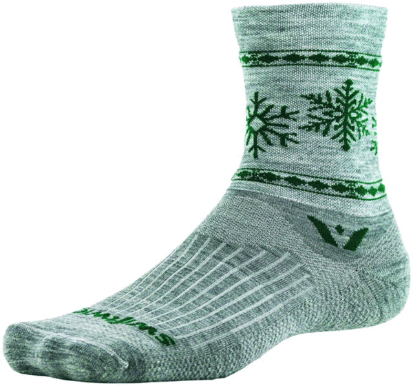 Swiftwick Vision Five Snowflake Socks (9/28) Color: Green