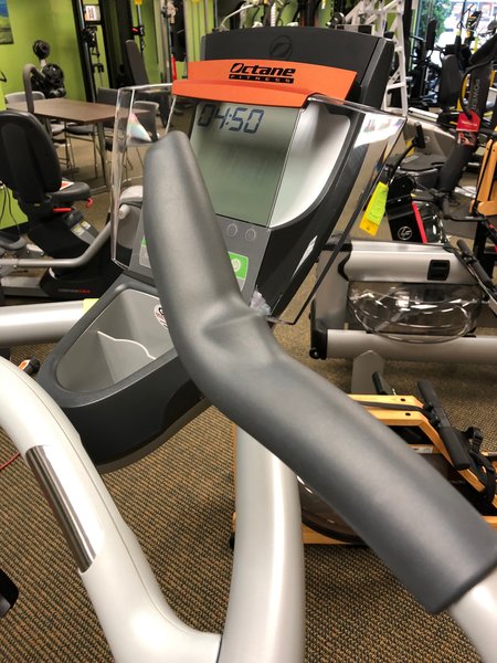 Octane Fitness Refurbished Octane ZR8 Zero Runner - Scheller's