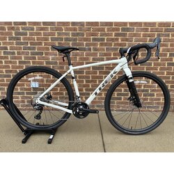 Scheller's - Refurbished Used Trek Checkpoint ALR 5