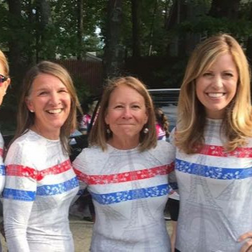 Gus' Gals in matching Terry jerseys