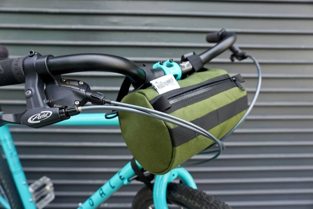 Road Runner Bags Supreme Burrito Handlebar Bag 2.6L Bushtukah