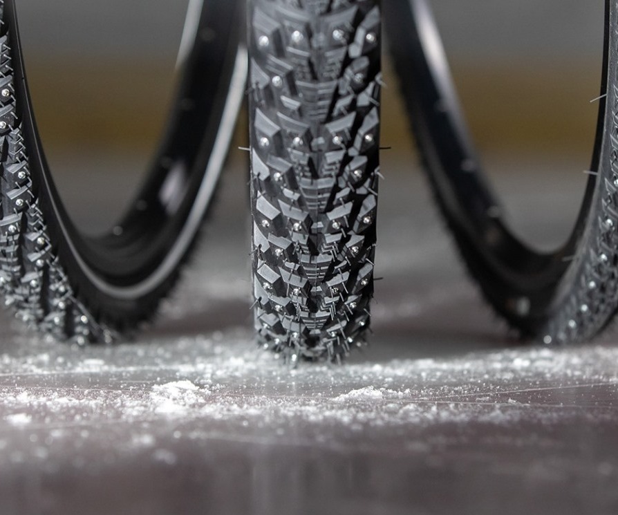 studded tires