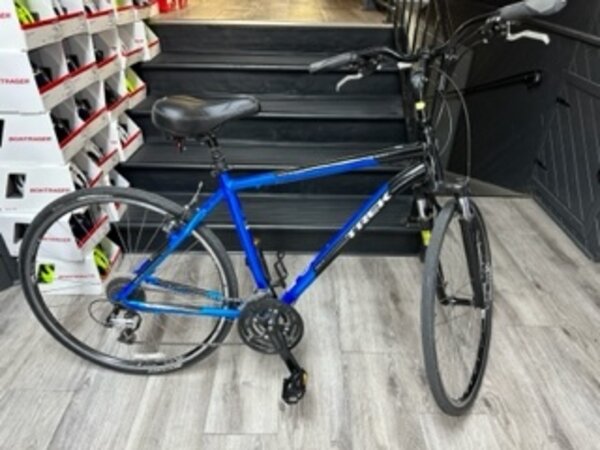 Wolverton's Cycling & Fitness USED TREK VERVE LARGE
