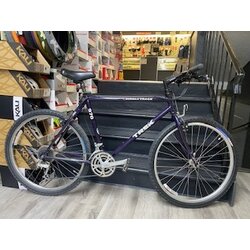 Wolverton's Cycling & Fitness USED TREK 970 19