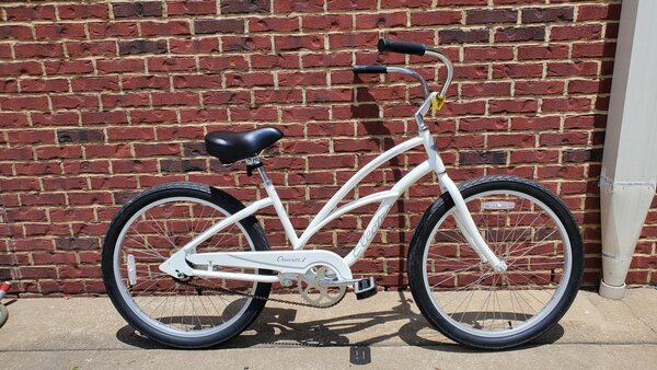 Cahaba Cycles Pre-owned 2022 Electra Cruiser 1
