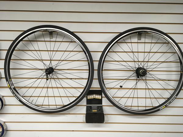 CycleOps G3 PowerTap Wheelset with Joule 2.0 Computer
