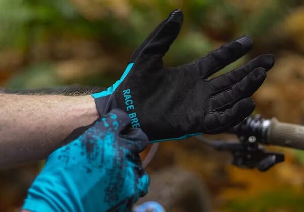 Yeti Cycles Enduro Glove