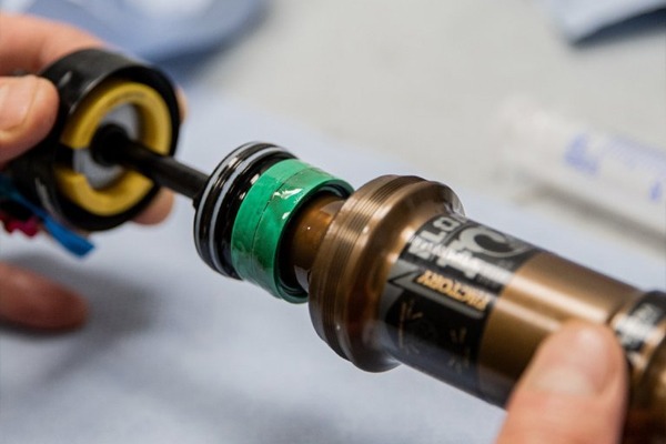 Mountain bike shock service Toronto