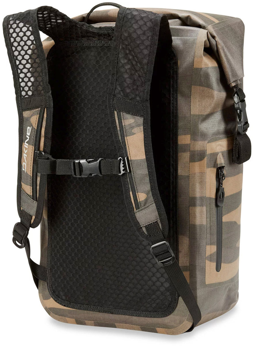 Dakine Cyclone 32L Roll Top Waterproof Back Pack - Dark Ashcroft Camo＿並行輸入品 2022 Dakine Cyclone 32L Roll Top Waterproof Back Pack 10002828
