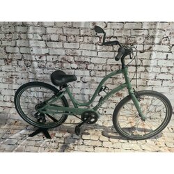 2 Rivers USED- Electra Townie 7D Moss Green Medium