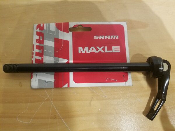 RockShox DEAL RockShox Rear Maxle Lite Black 150mm x 12mm