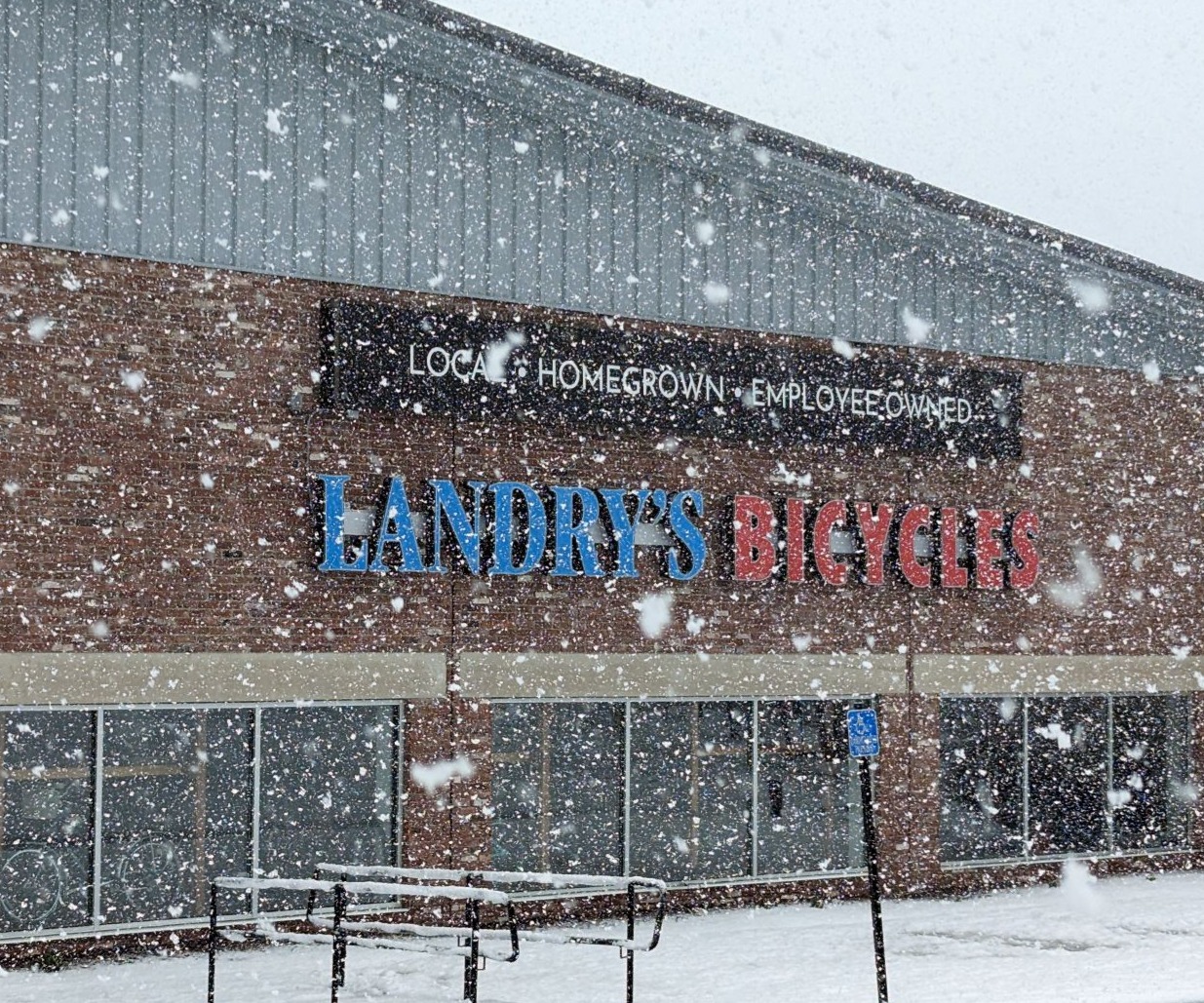 Landry's bike shop location and hours