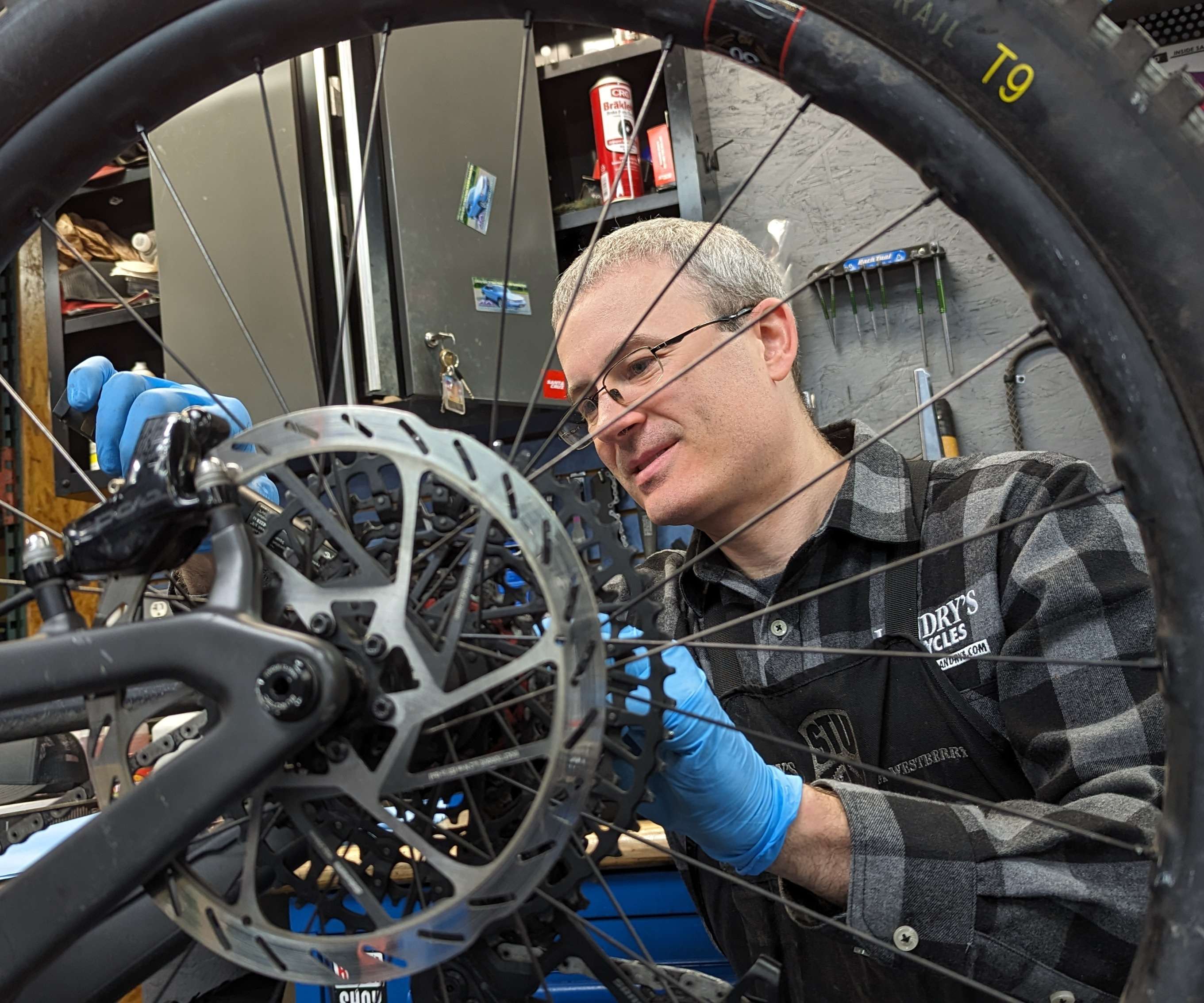 Landry's bike shop location and hours