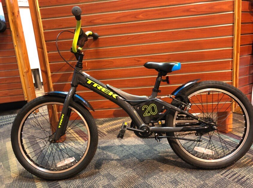 Trek Jet 20” Youth Gray/Yellow 