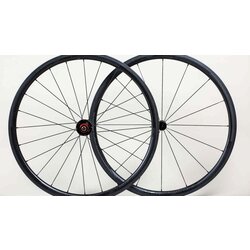 Specialized ROVAL CLX 32 700c RIM BRAKE CARBON WHEELSET