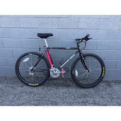 Pre-owned *USED* Diamondback Apex Large